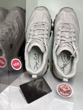 NWT Skechers - Size 9 - Women's Doja Cat - Doja'Lite Shine Off White Sneakers